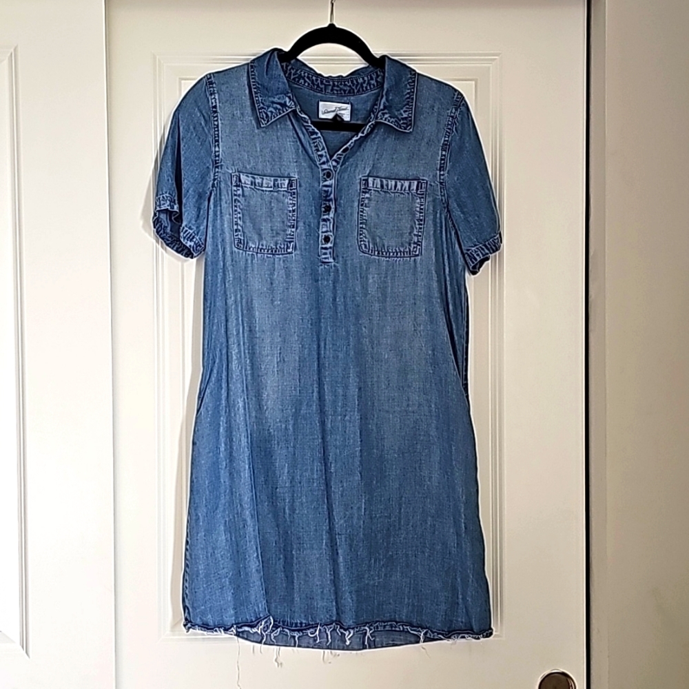 Universal Thread Chambray Dress size M
